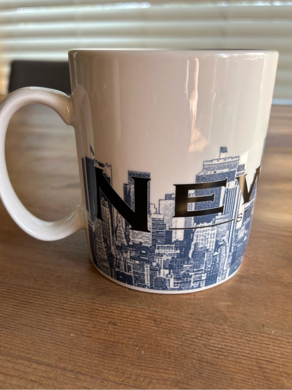 2002 STARBUCKS SKYLINE SERIES, New York City Skyline Ceramic Mug 18 oz